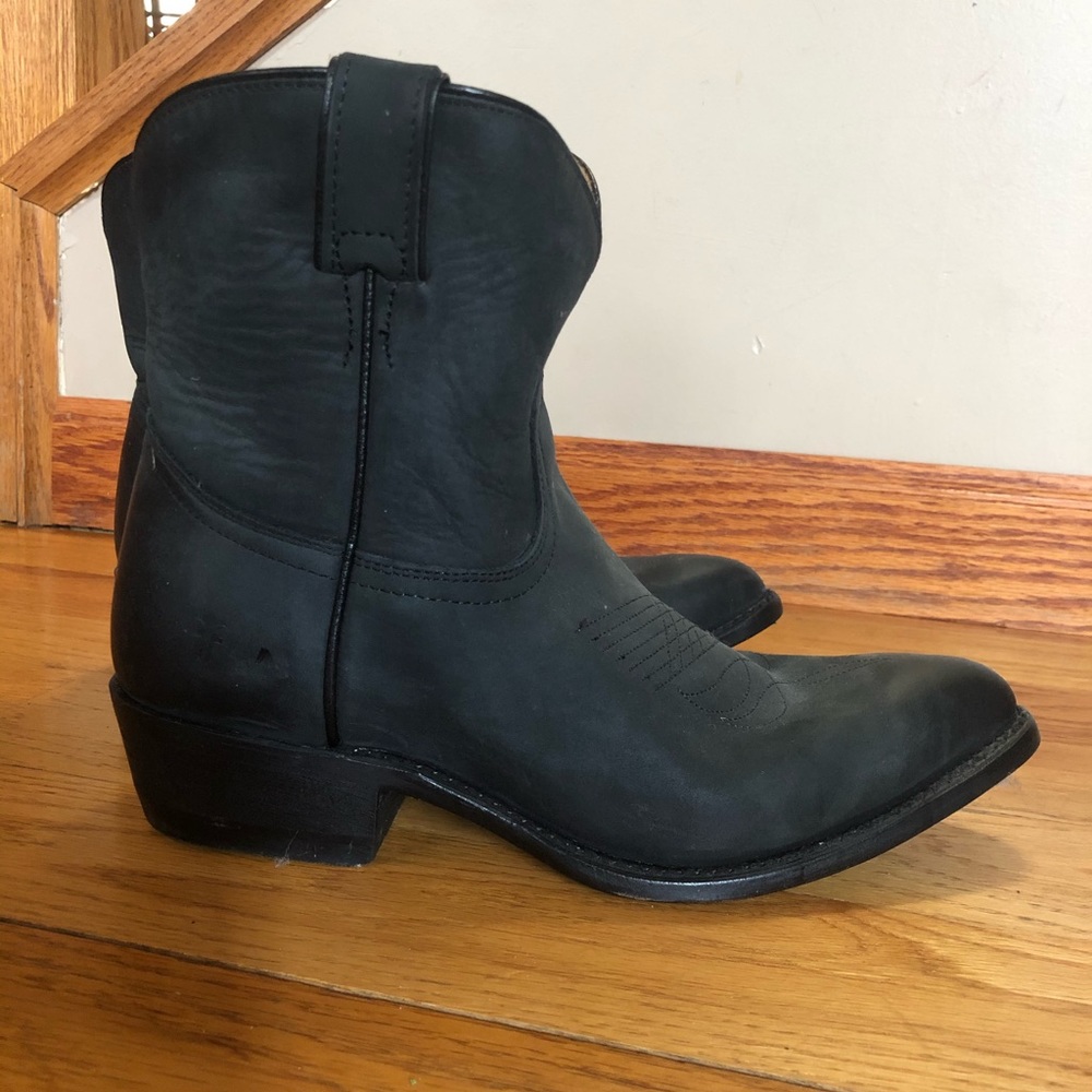 Black leather Frye western boots